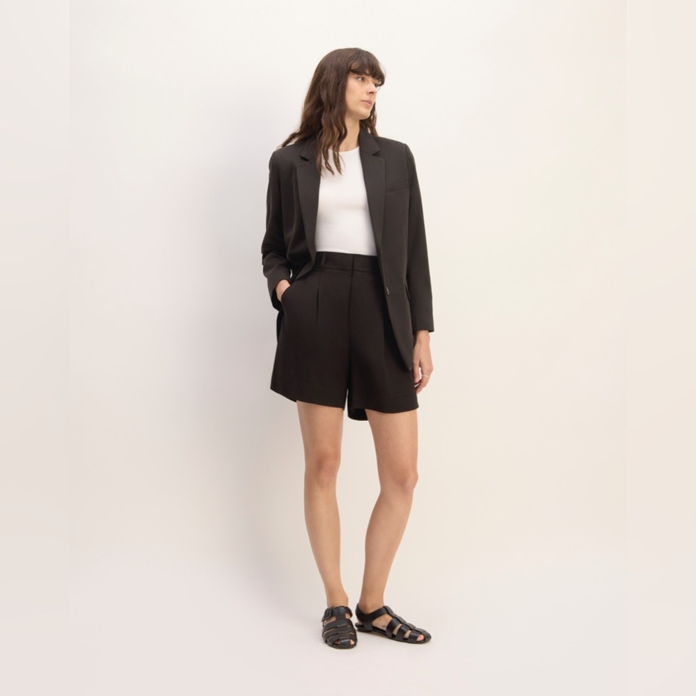 NWOT Everlane The Way-High® Drape Short